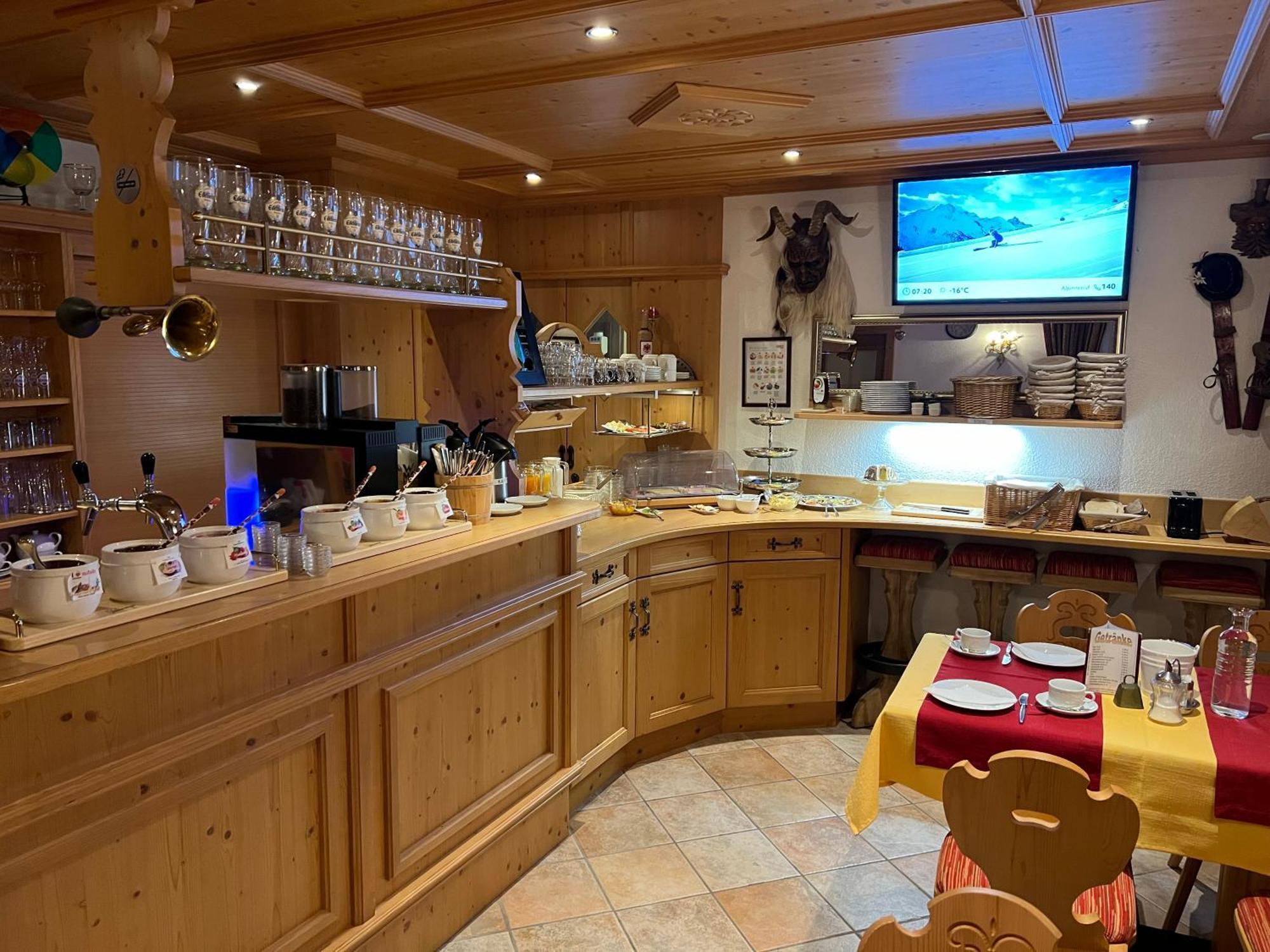 Hotel Garni Gafluna Санкт-Антон-ам-Арльберг Экстерьер фото